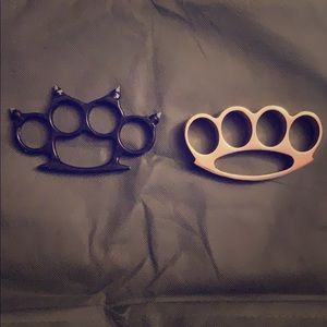 2 set of Brass Knuckles